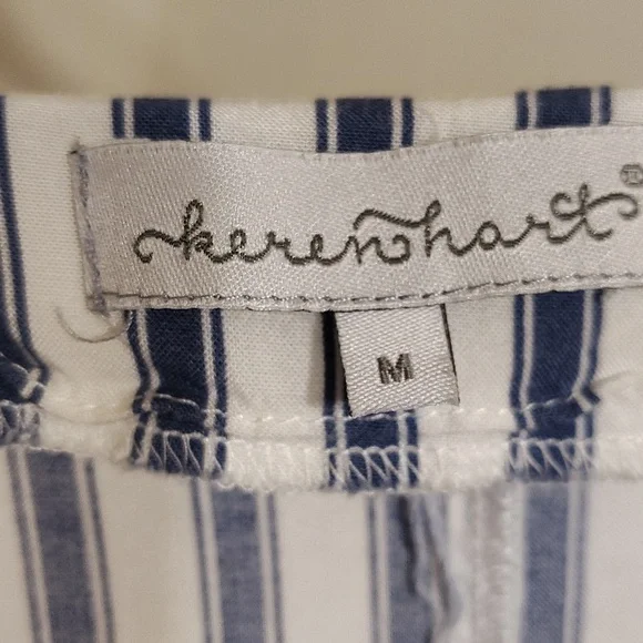 KEREN hart Blue and White Pleated Blouse with V-Neck FLAWED - Picture 3 of 6